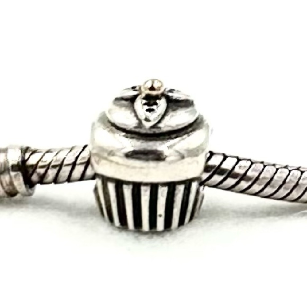 Authentic Pandora Sterling Silver & 14K gold Cupcake Charm 790417 RETIRED
